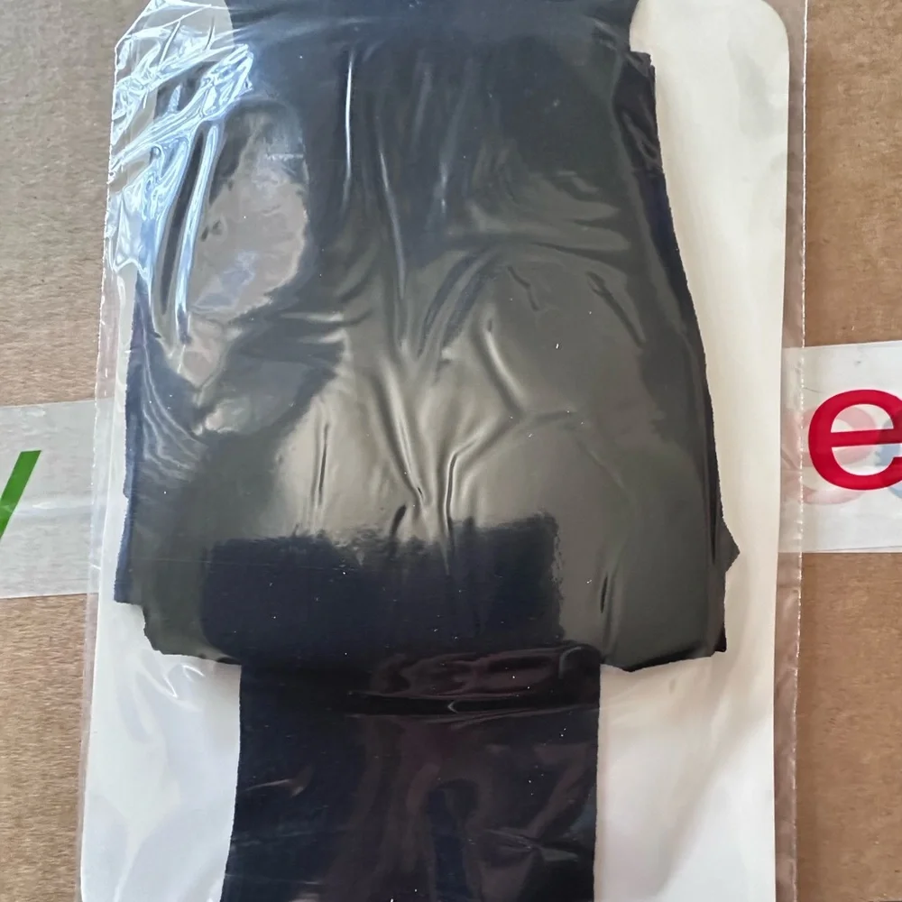 Hanes Too Day Sheer Plus Collection Size 2Q Black Style E07 Non-Control
